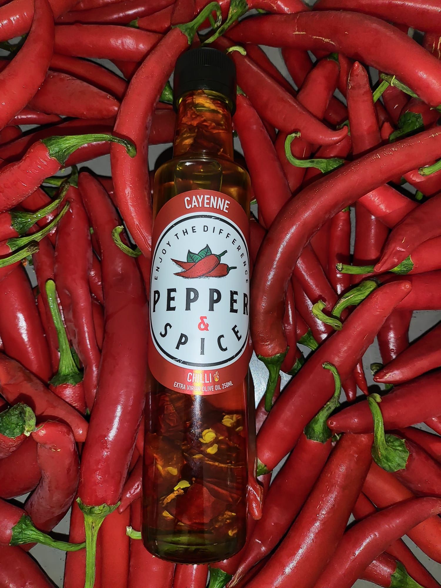 Gourmet Chilli Oil - hot cayenne pepper - 250mL